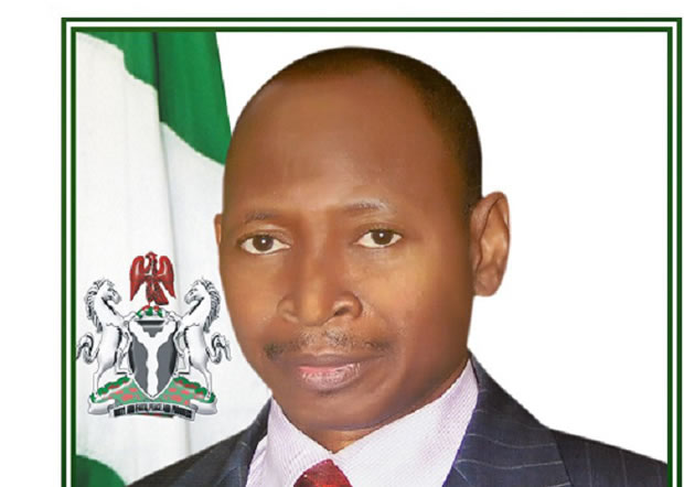 Fraudsters are impersonating me on social media, warns AGF