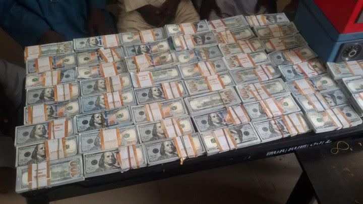 EFCC Smashes Notorious 419 Syndicate, Recovers Fake $570,000USD